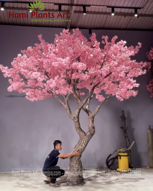 Thi công cây hoa anh đào giả tại TPHCM